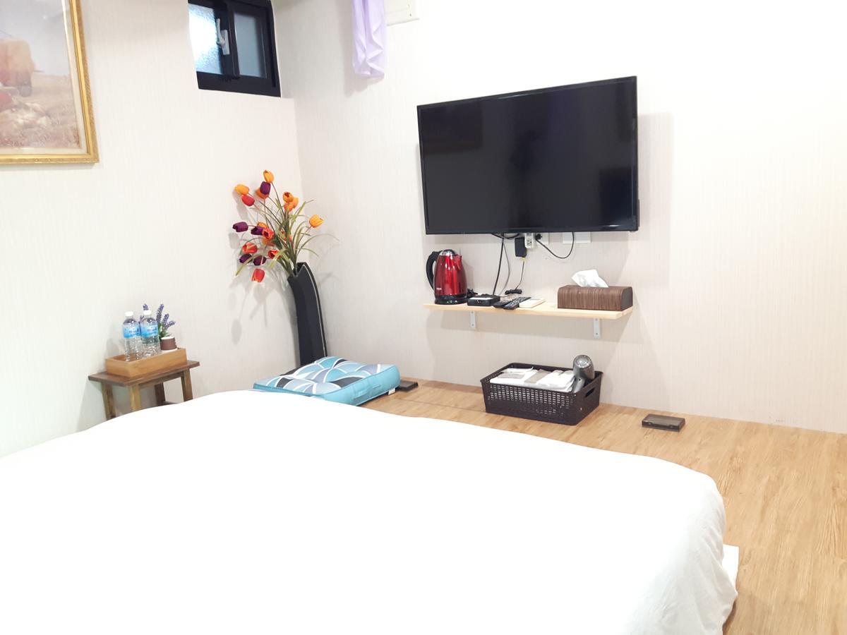 Hase Spring Apartment Tainan Luaran gambar