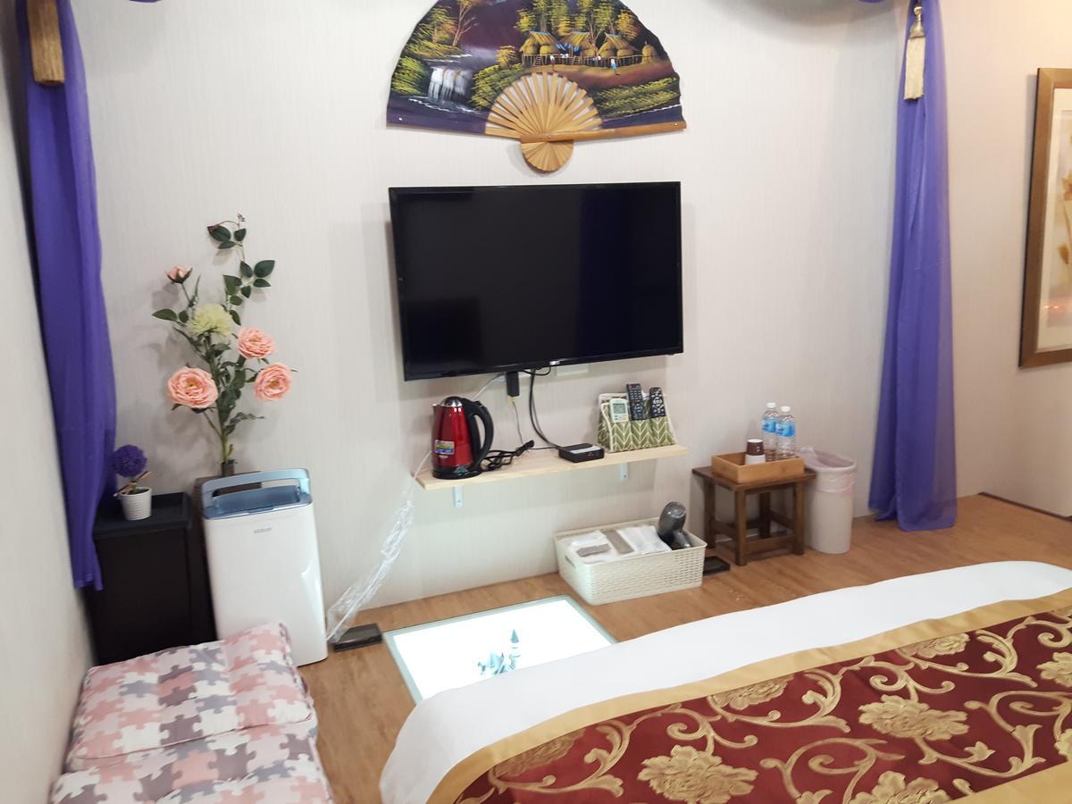 Hase Spring Apartment Tainan Luaran gambar